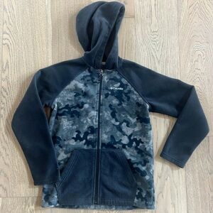 Columbia fleece zip up hoodie. Never worn. Kids large. Warm, fuzzy, and adorable